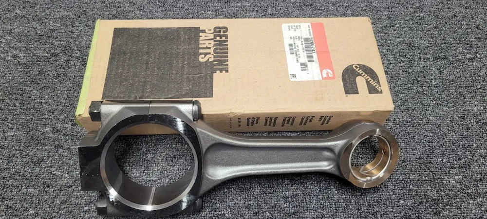 Cummins connecting rod 3632411 / 3632169 for K38, KTA38, QSK38 diesel engines