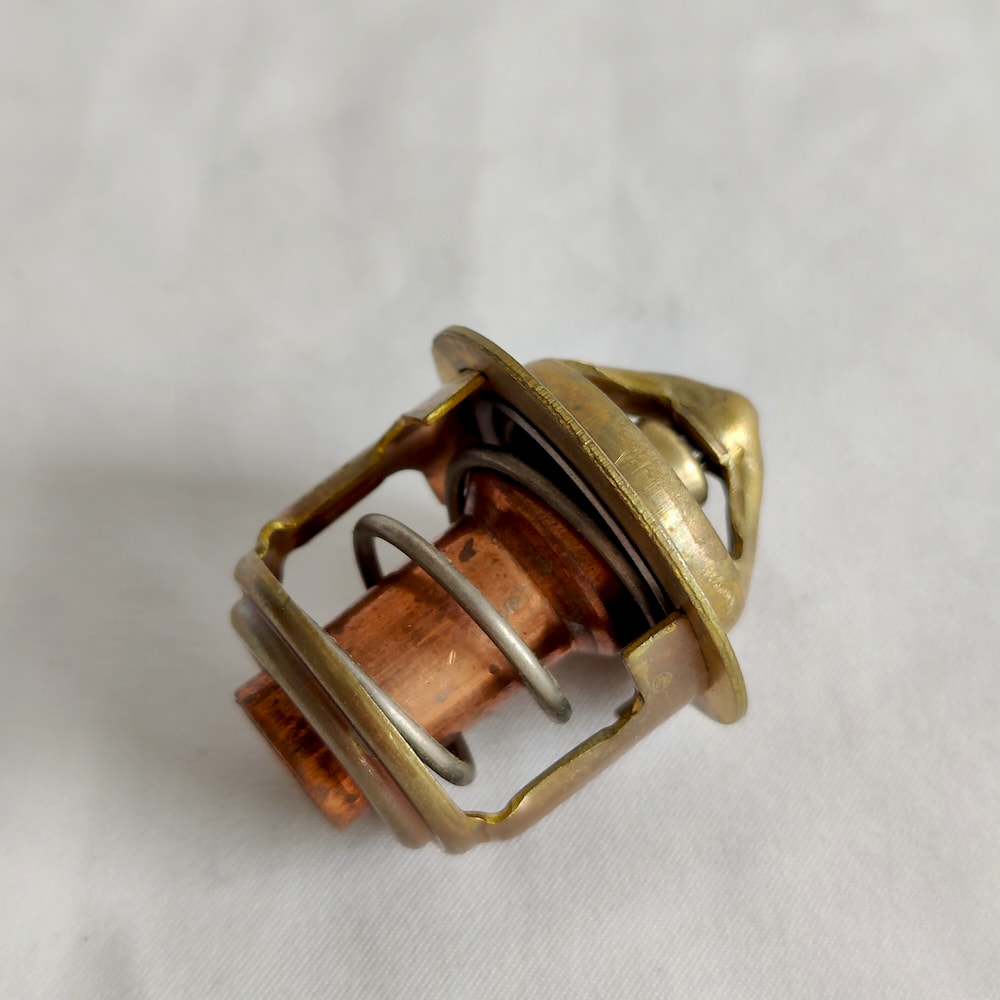 Genuine Perkins 145206062 Coolant Thermostat for 403C-11 404D-15 Engine